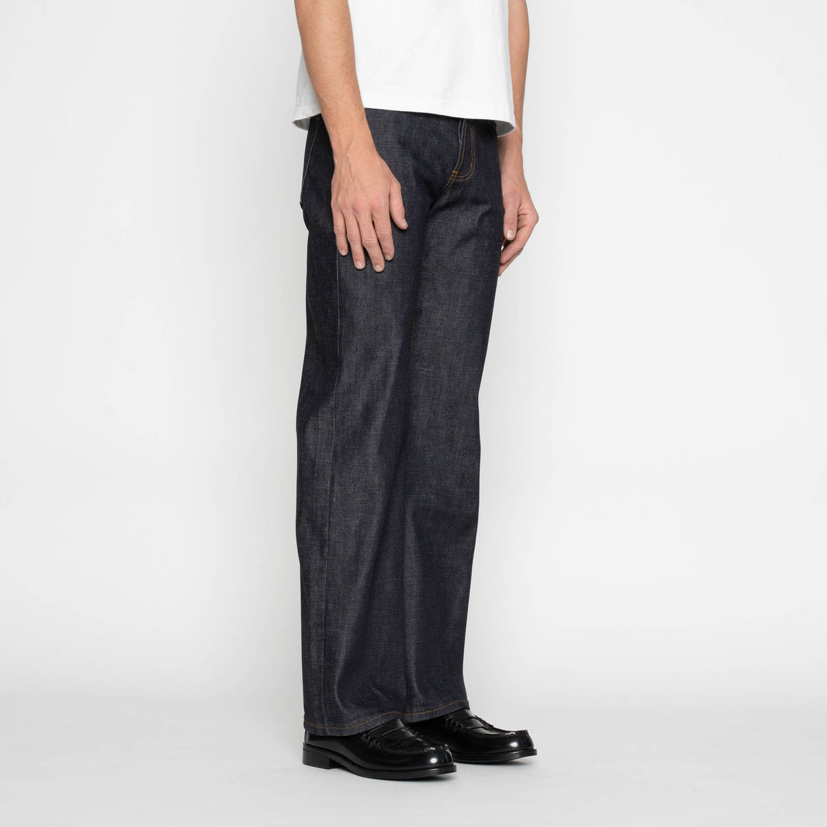 Strong Guy - 10 Fold Selvedge - Indigo by Naked & Famous Denim