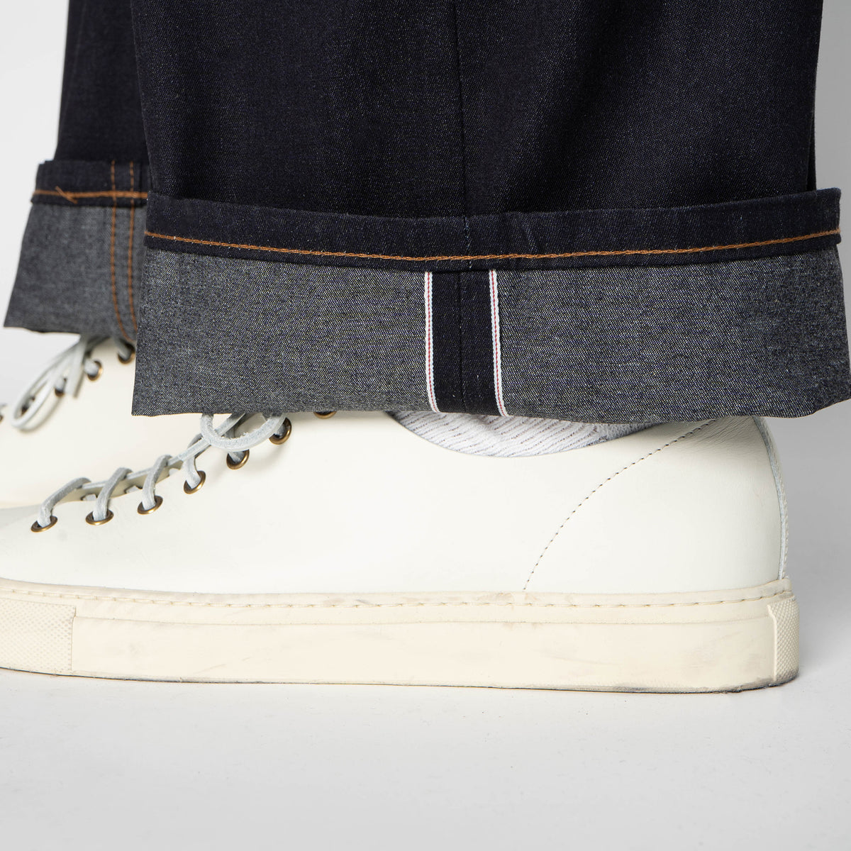 Strong Guy - Streamline Selvedge by Naked & Famous Denim