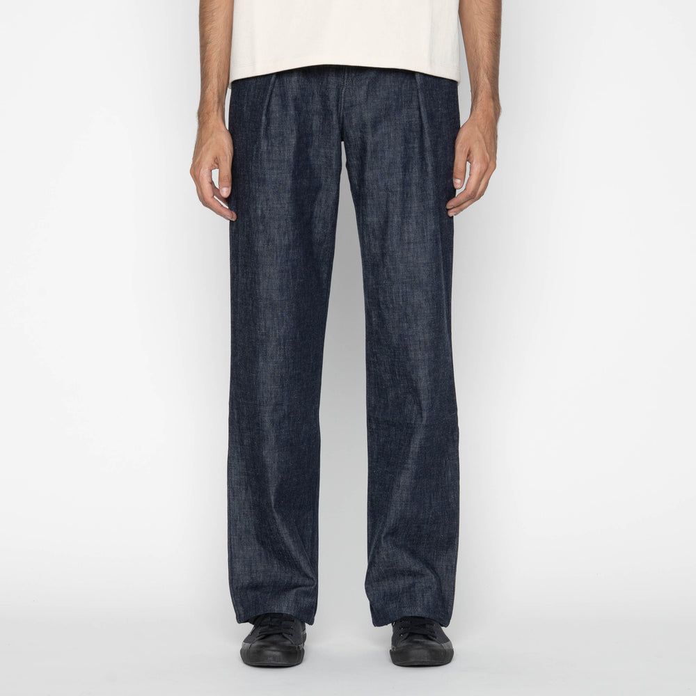 Pleated trouser vue avant de la coupe