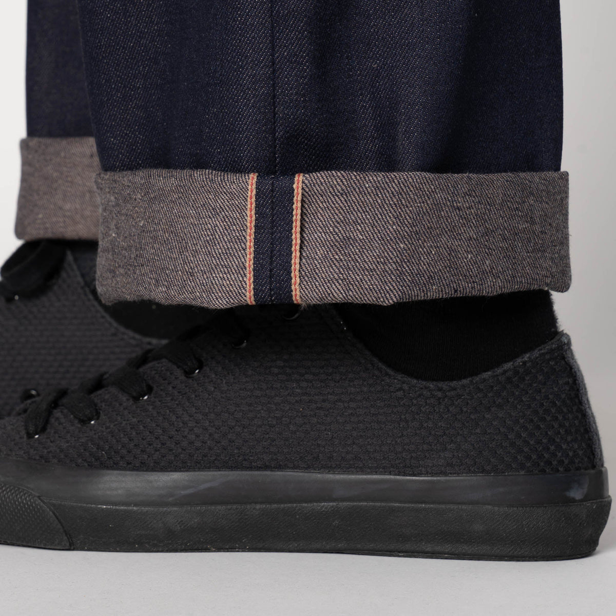 Strong Guy - Coffee Dye Selvedge - Indigo by Naked & Famous Denim