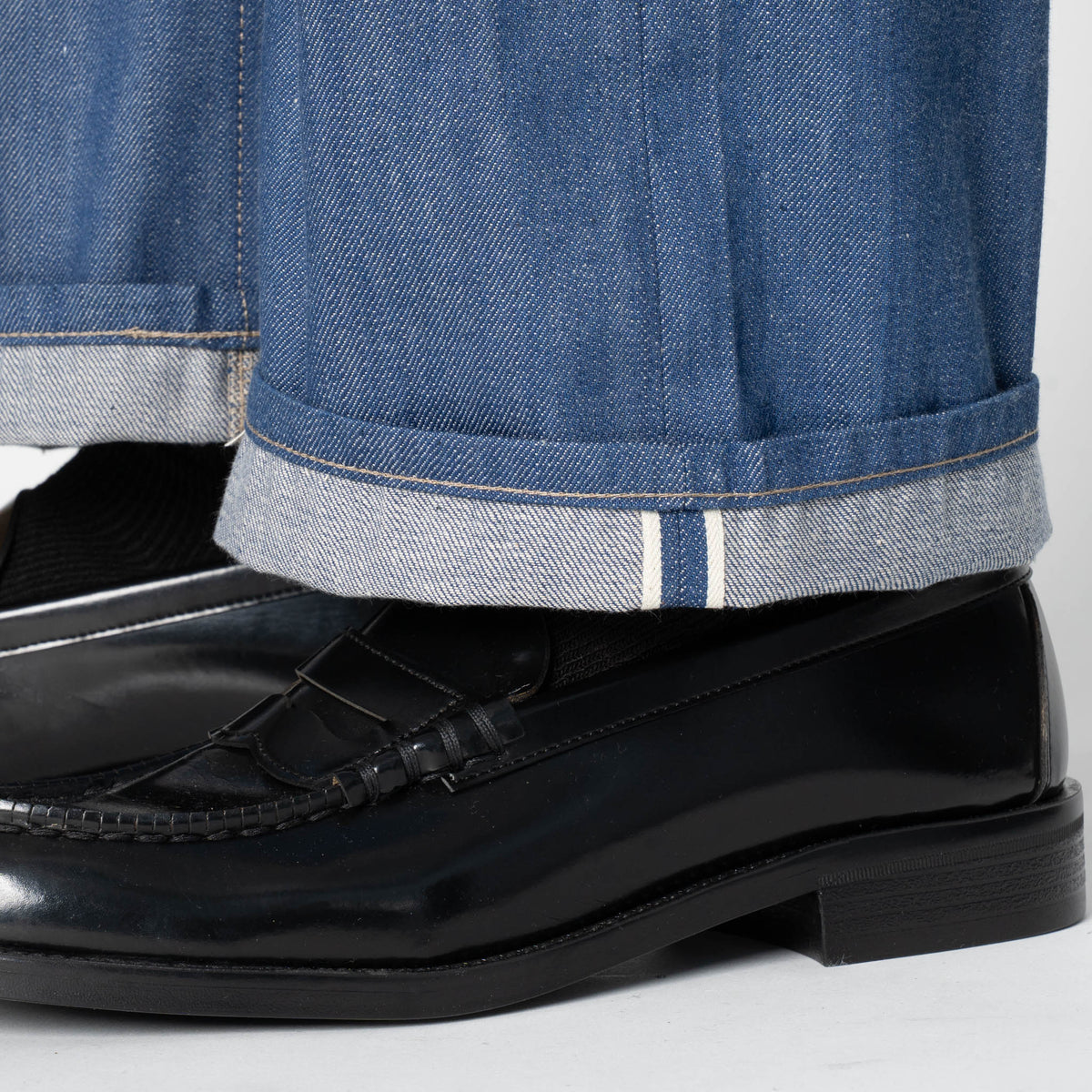 Strong Guy - The Cat’s Pyjamas Selvedge - Unsanforized by Naked & Famous Denim