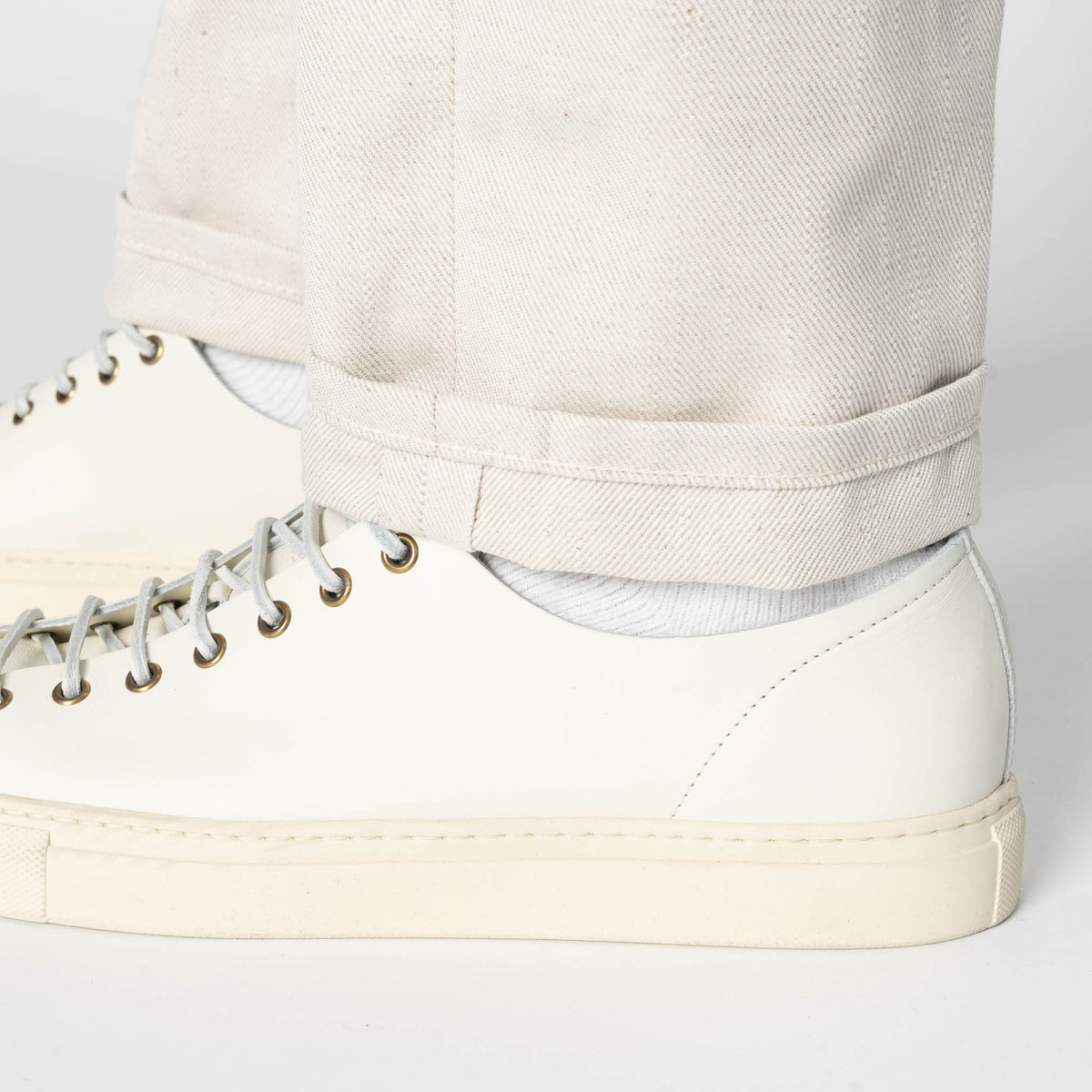 Weird Guy - Tabi Selvedge - Off White by Naked & Famous Denim