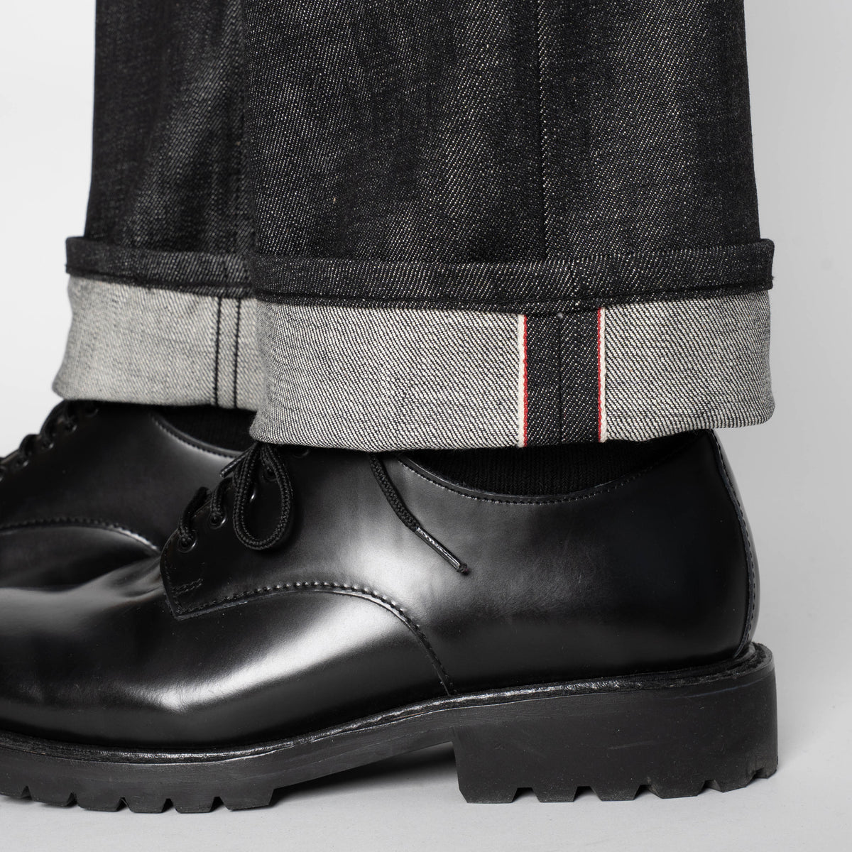 True Guy - Super Sexy Selvedge - Black by Naked & Famous Denim